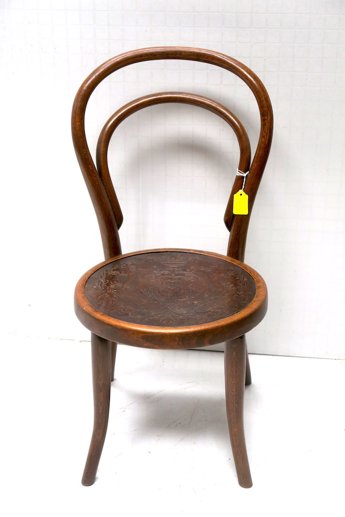 Photo of Jawork Bentwood Kids chair 2